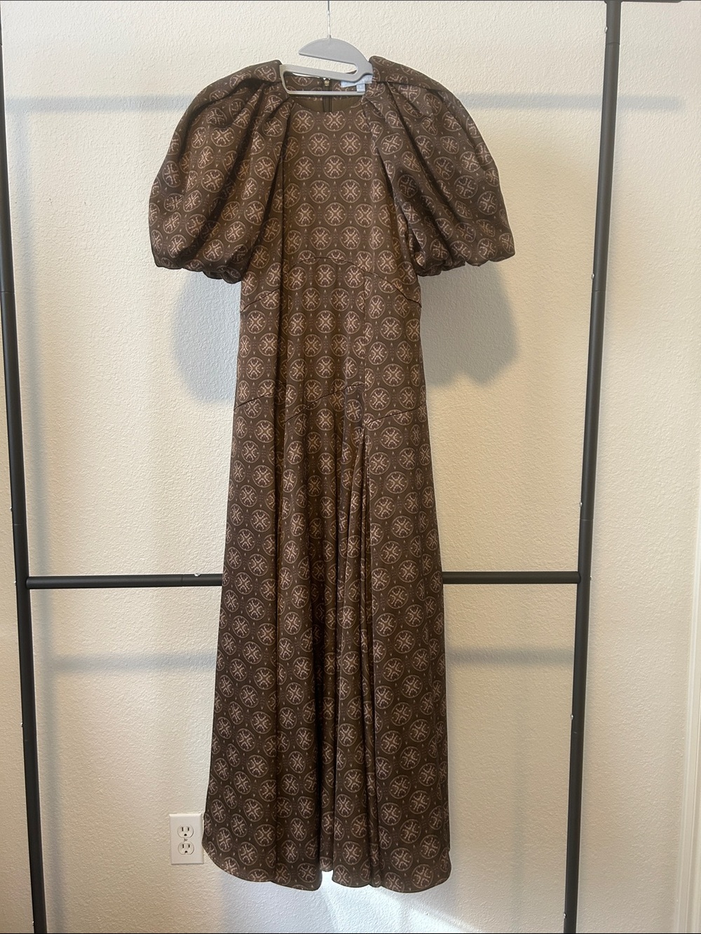 ANTONIO MELANI Brown Printed Maxi Dress with Statement Puff Sleeves